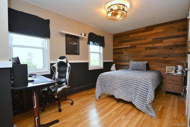 14 Mark Lane, Farmingville, NY 11738