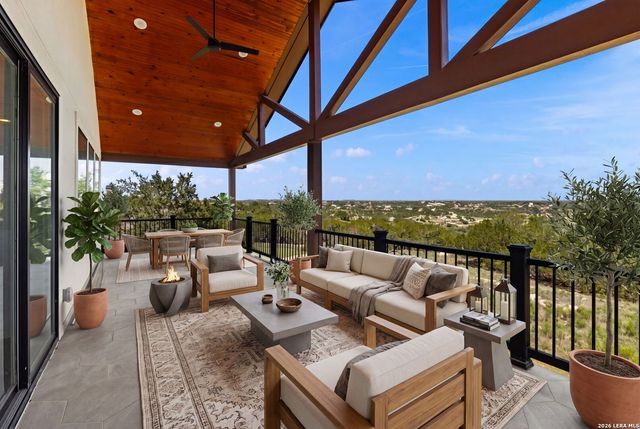 1054 STAR RDG, Spring Branch, TX 78070