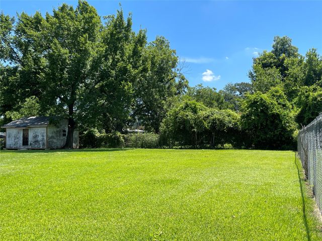 6300 Sandra Street, Houston, TX 77028