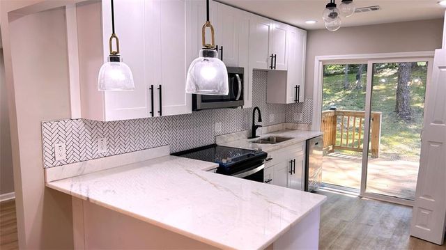 5324 JOAN OF ARC, Atlanta, GA 30349