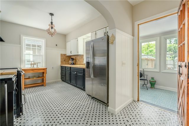 52 Forbes Street, Providence, RI 02908