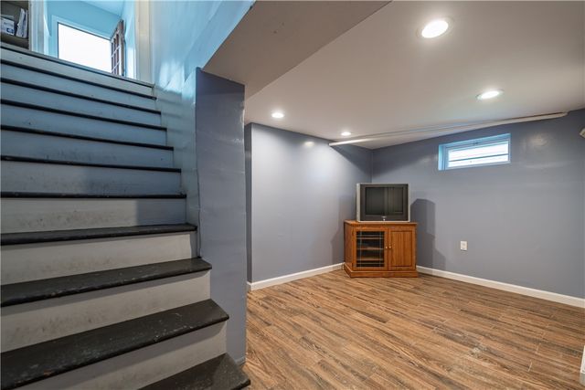 52 Forbes Street, Providence, RI 02908