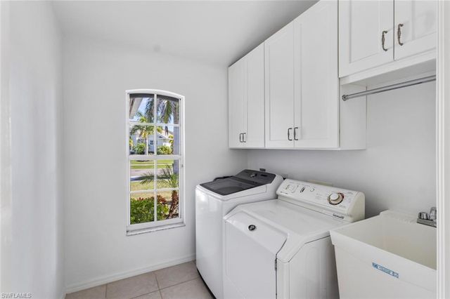 278 Bass CT, Marco Island, FL 34145