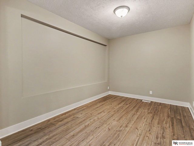 17019 Chandler Street, Omaha, NE 68136