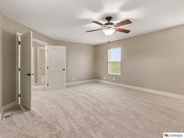 17019 Chandler Street, Omaha, NE 68136