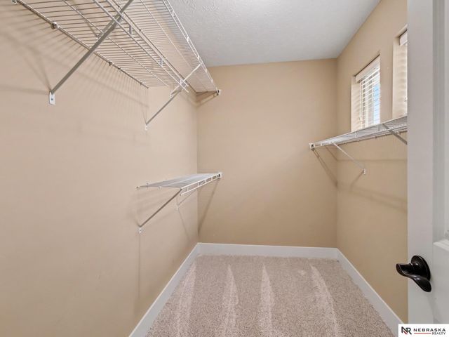 17019 Chandler Street, Omaha, NE 68136