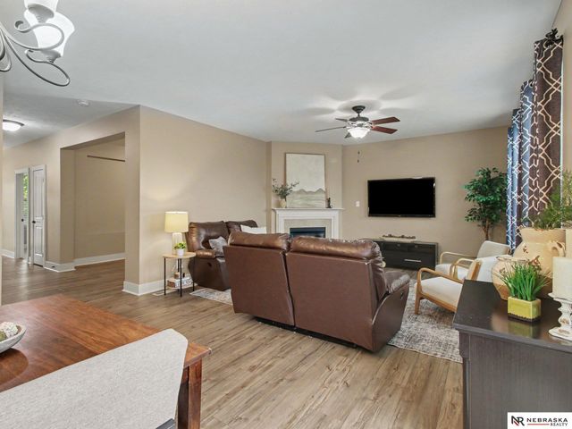 17019 Chandler Street, Omaha, NE 68136