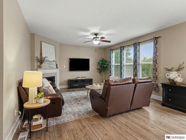 17019 Chandler Street, Omaha, NE 68136