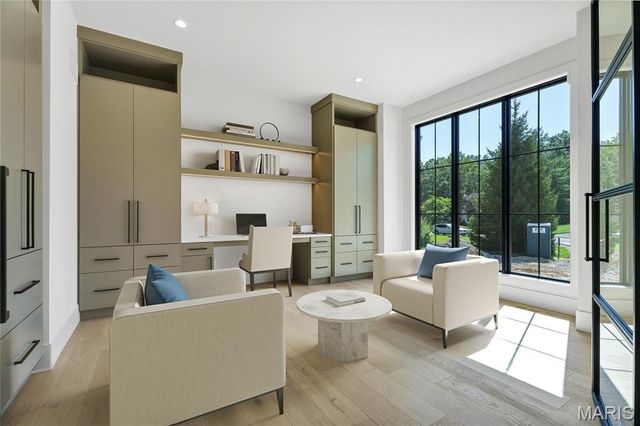 1 TBB Hawthorne I @ Ballas Ridge, Des Peres, MO 63131