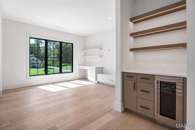1 TBB Hawthorne I @ Ballas Ridge, Des Peres, MO 63131
