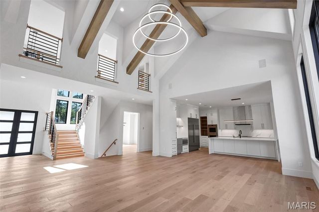 1 TBB Hawthorne I @ Ballas Ridge, Des Peres, MO 63131