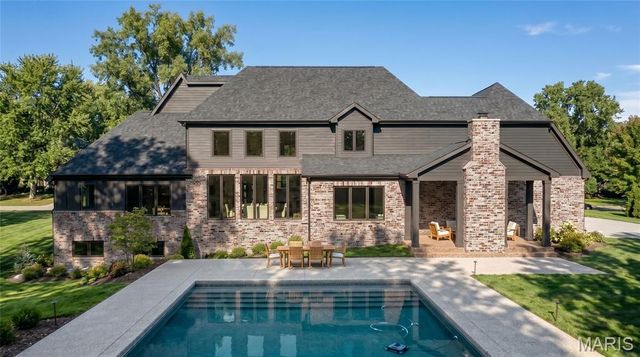 1 TBB Hawthorne I @ Ballas Ridge, Des Peres, MO 63131