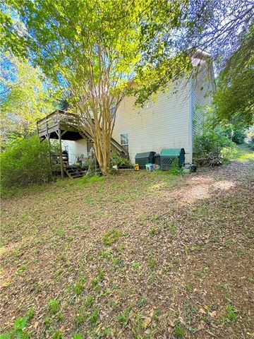 435 Red Oak Court, Monroe, GA 30655