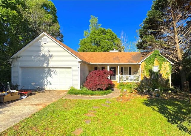 435 Red Oak Court, Monroe, GA 30655