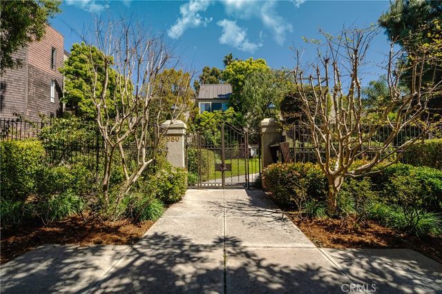 950 N Kings Road 168, West Hollywood, CA 90069