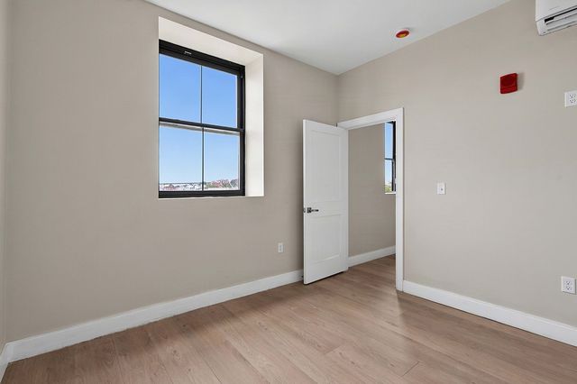 376 Third Street 501, Everett, MA 02149