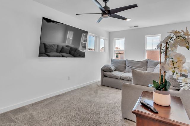 2404 Beaver Dr, Murfreesboro, TN 37128