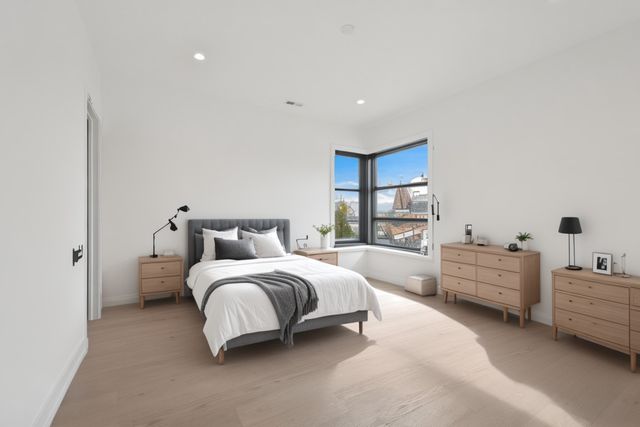 9516 Marion Avenue, Morton Grove, IL 60053