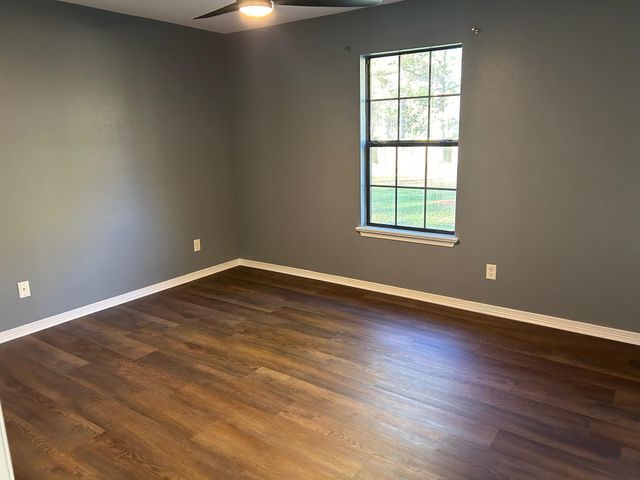 359 Foster Drive, Marshall, TX 75672