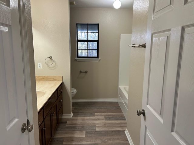 359 Foster Drive, Marshall, TX 75672