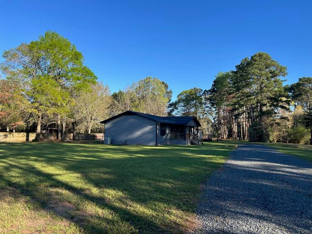 359 Foster Drive, Marshall, TX 75672