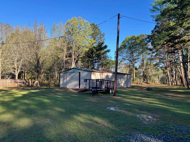 359 Foster Drive, Marshall, TX 75672