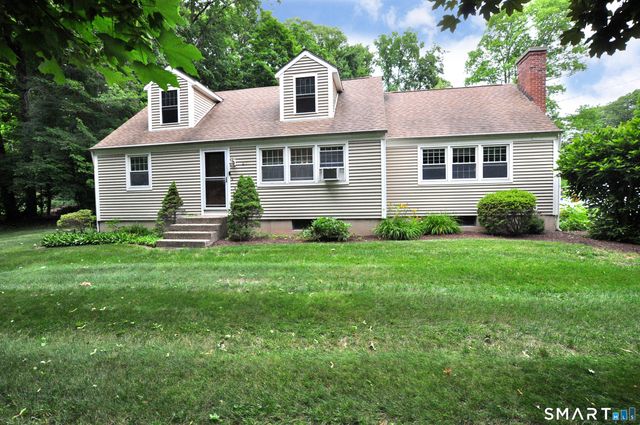 27 Ledgewood Drive, Farmington, CT 06032