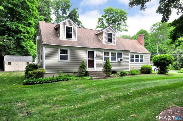 27 Ledgewood Drive, Farmington, CT 06032