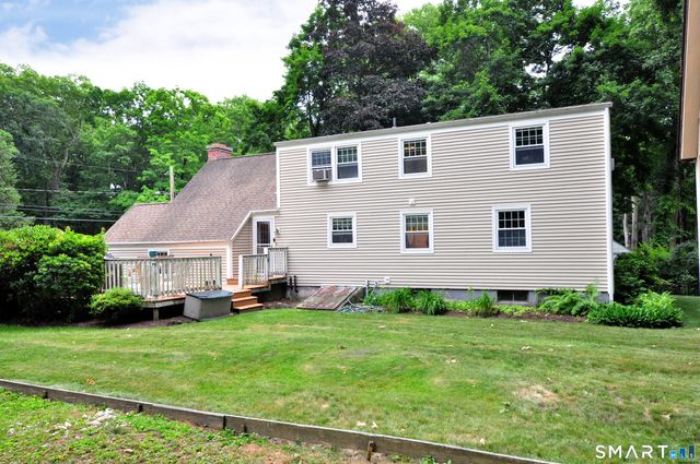 27 Ledgewood Drive, Farmington, CT 06032