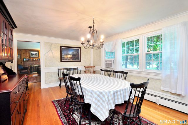 27 Ledgewood Drive, Farmington, CT 06032