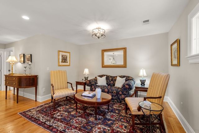 16 Garrison Way 16, Carlisle, MA 01741