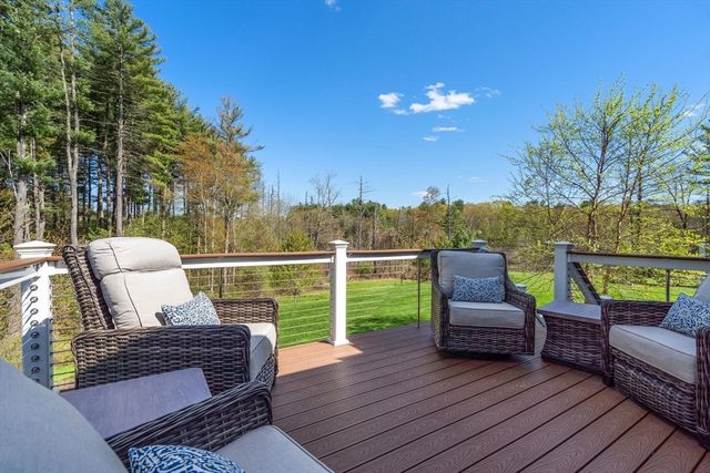 16 Garrison Way 16, Carlisle, MA 01741
