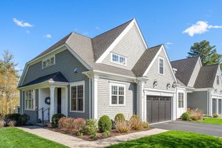 16 Garrison Way 16, Carlisle, MA 01741