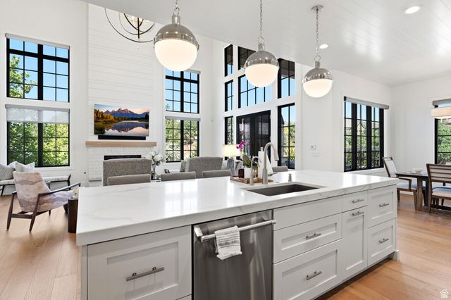6624 W NORMANDY WAY, Highland, UT 84003