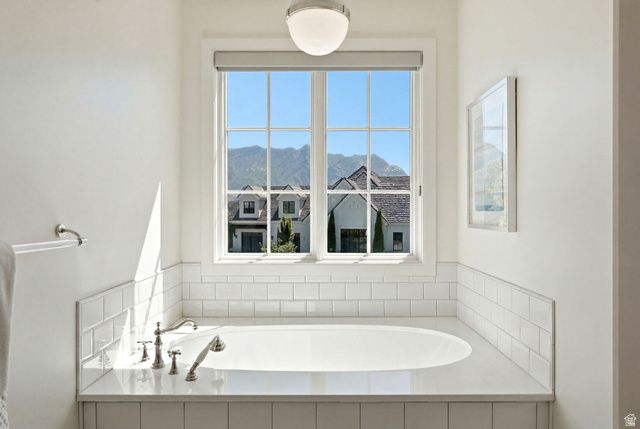 6624 W NORMANDY WAY, Highland, UT 84003