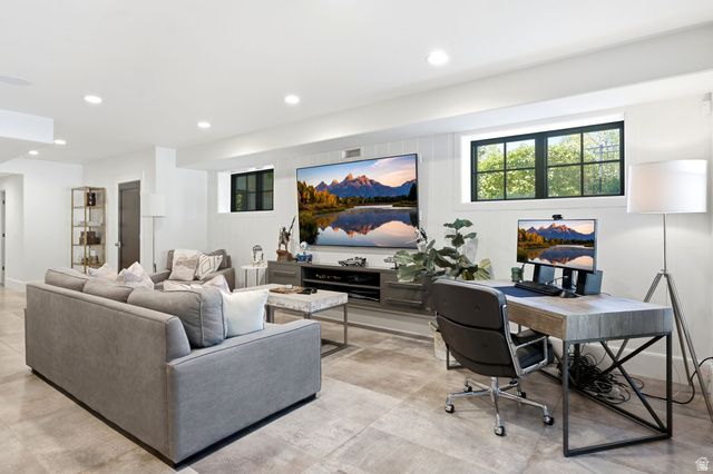 6624 W NORMANDY WAY, Highland, UT 84003