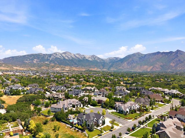 6624 W NORMANDY WAY, Highland, UT 84003