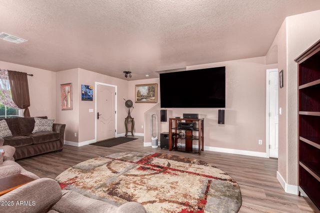 5731 W ASTER Drive, Glendale, AZ 85304