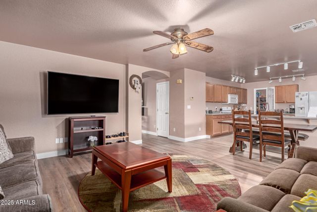 5731 W ASTER Drive, Glendale, AZ 85304