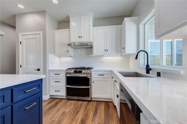 6848 Braceo Street, Oak Hills, CA 92344