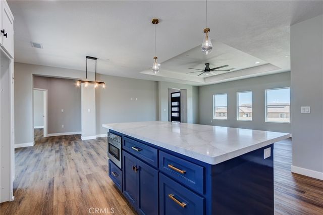 6848 Braceo Street, Oak Hills, CA 92344