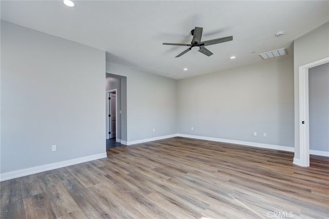 6848 Braceo Street, Oak Hills, CA 92344