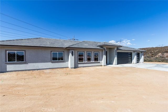 6848 Braceo Street, Oak Hills, CA 92344