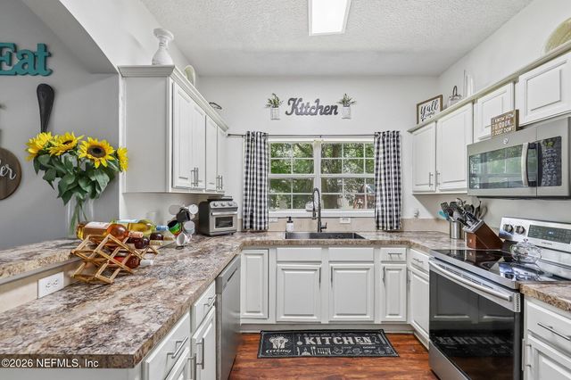 2323 SOUTHERN Avenue, Jacksonville, FL 32207