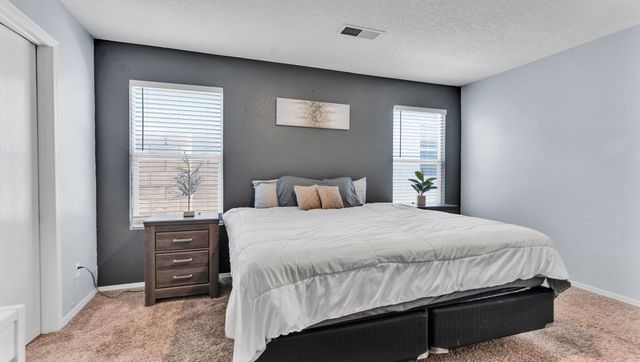 10804 Gentry Lane SW, Albuquerque, NM 87121