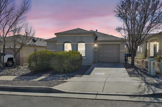 10804 Gentry Lane SW, Albuquerque, NM 87121