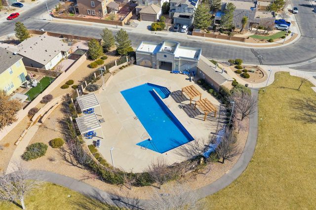 10804 Gentry Lane SW, Albuquerque, NM 87121