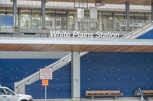 30 Greenridge Avenue 4M, White Plains, NY 10605