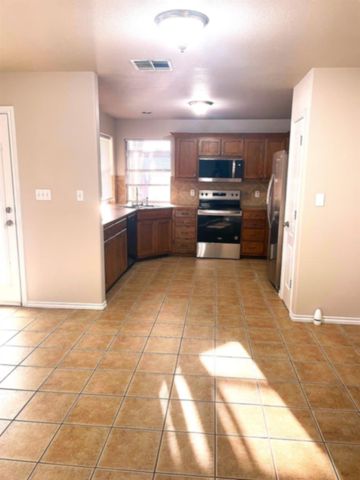 18701 Venture DR, Point Venture, TX 78645