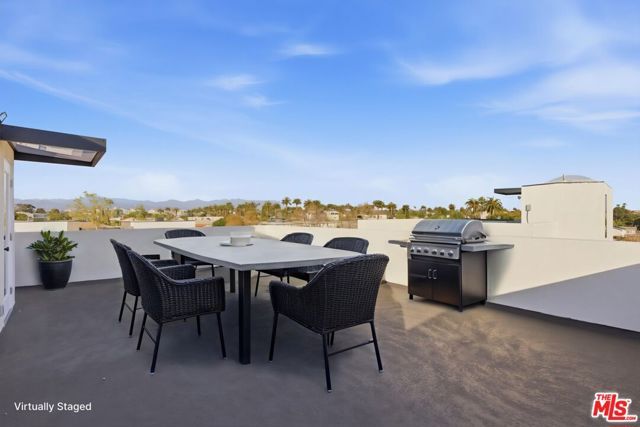 2837 S Redondo Boulevard, Los Angeles, CA 90016